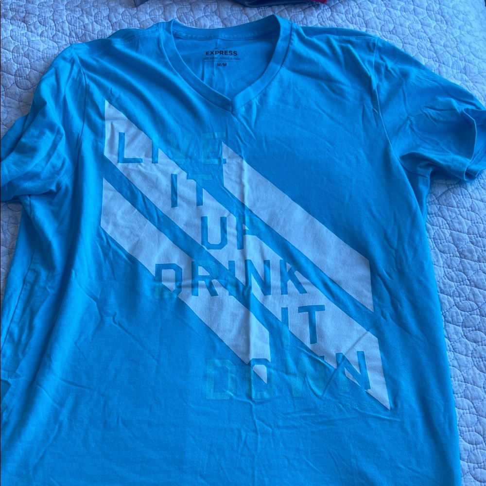 Express Men's Aqua Graphic Tee
